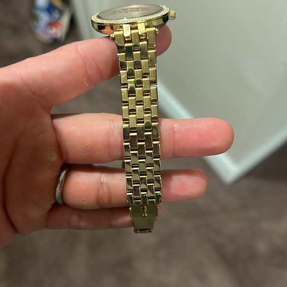 Michael Kors Gold Watch - Picture 3 of 4